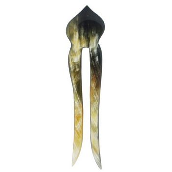 De Renaudin - Spade Top Carved Horn Hairstick (1)